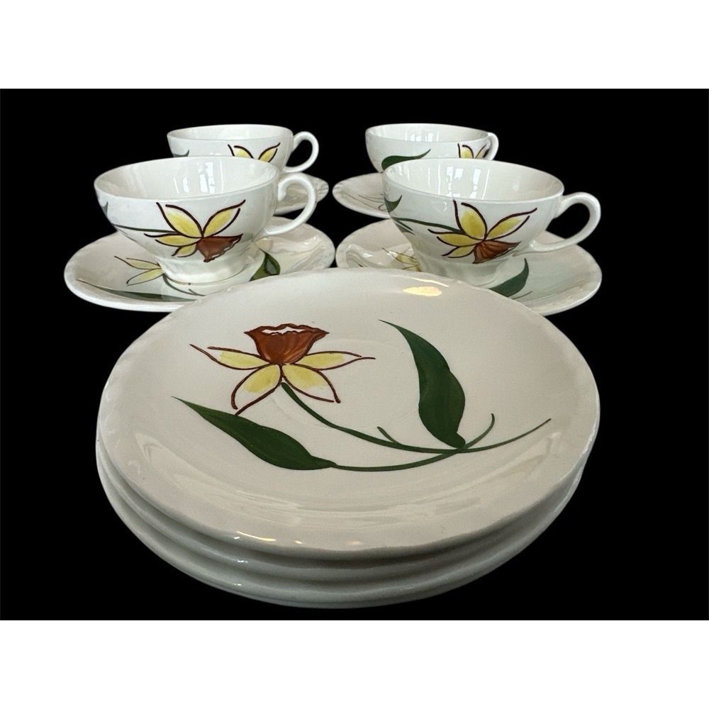 Lot Of 12 1940's Blue Ridge Southern Pottery Daffodil Pieces-4 Cups & 8 Saucers